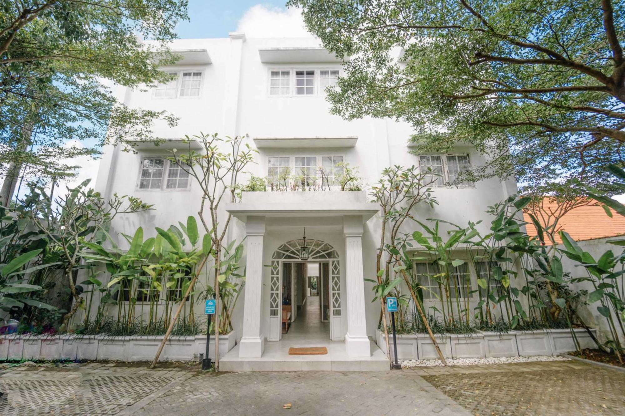 Umalas Suites Seminyak Exterior foto