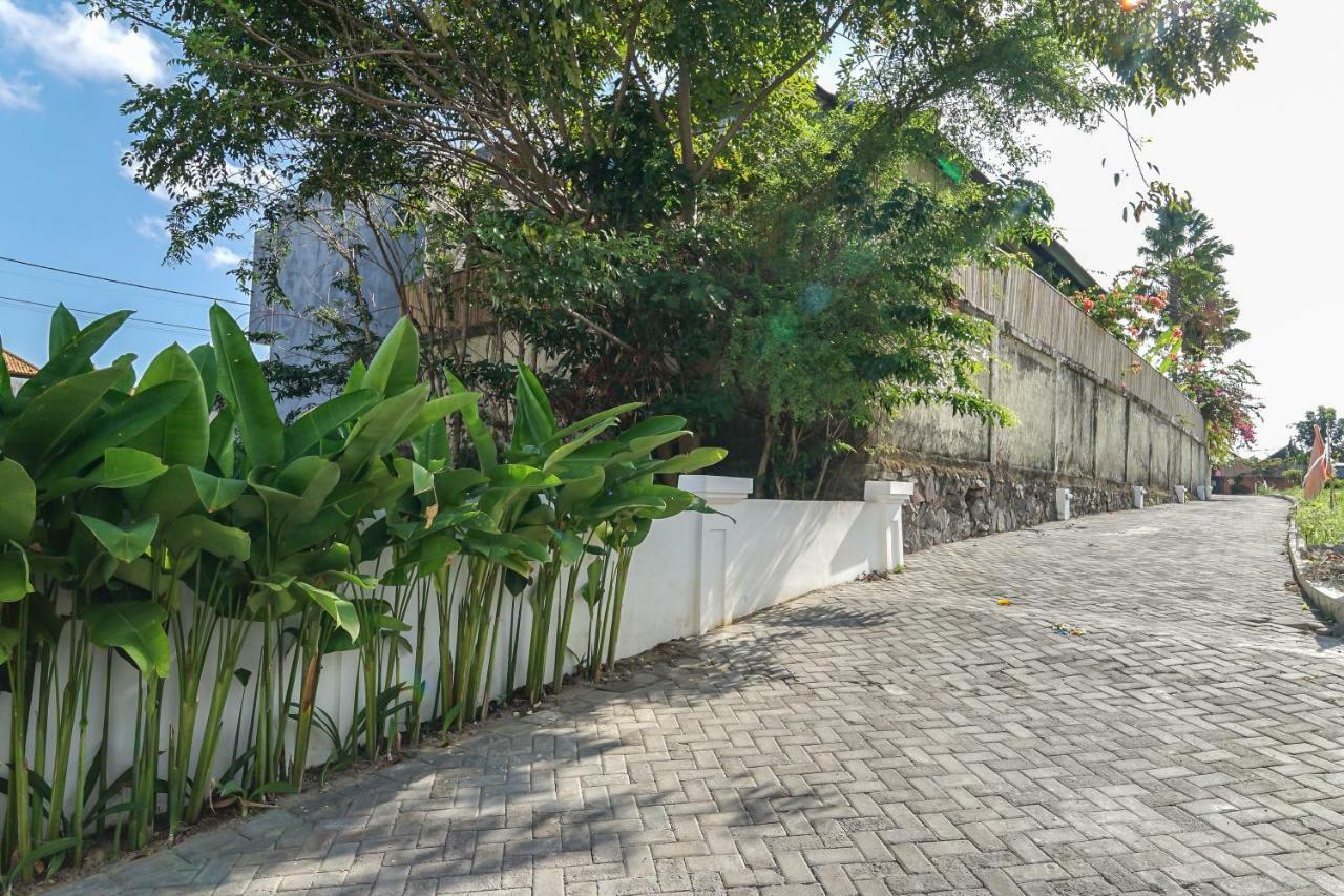Umalas Suites Seminyak Exterior foto