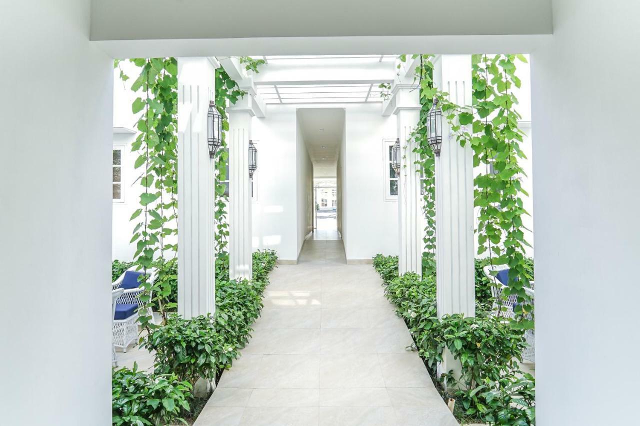 Umalas Suites Seminyak Exterior foto